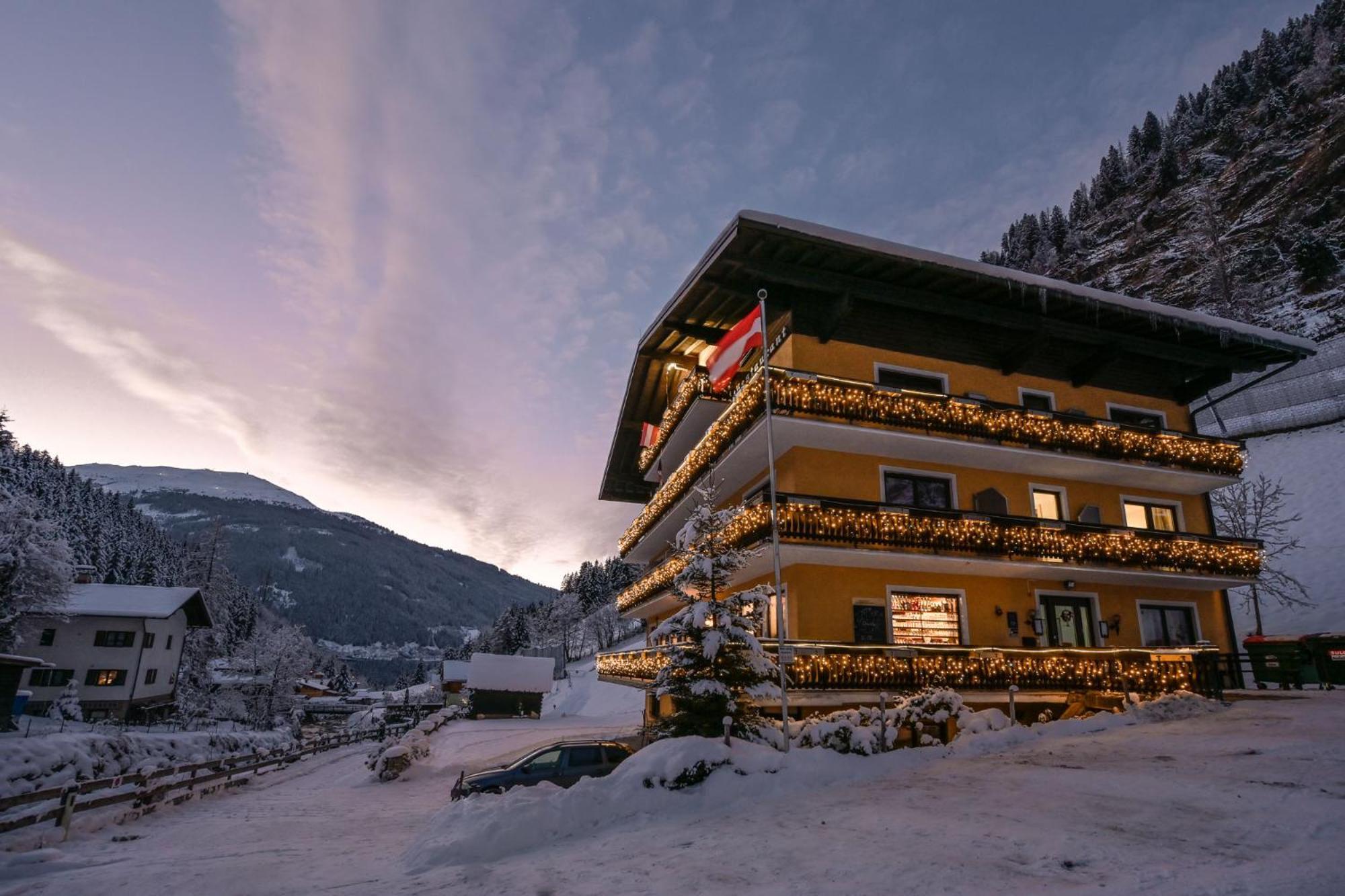 Hotel Stubnerhof Бад Гащайн Екстериор снимка